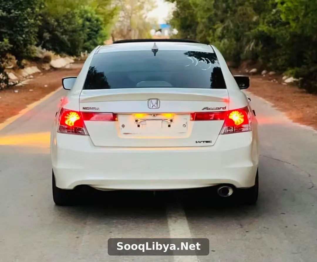 HONDA ACCORD 2010 - الصورة 2 من 4