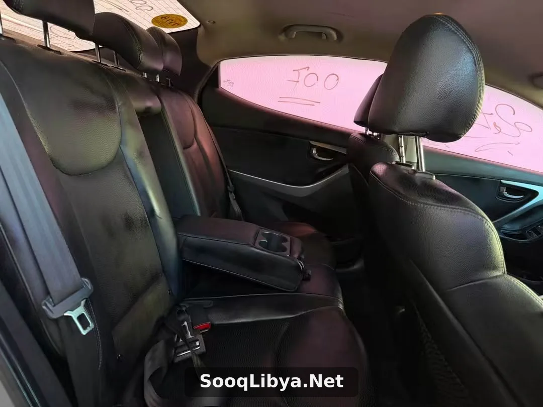 HYUNDAI AVANTE - الصورة 7 من 8
