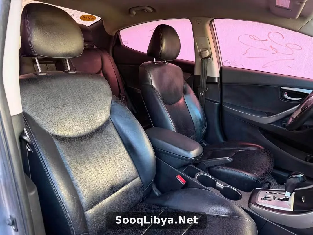 HYUNDAI AVANTE - الصورة 6 من 6
