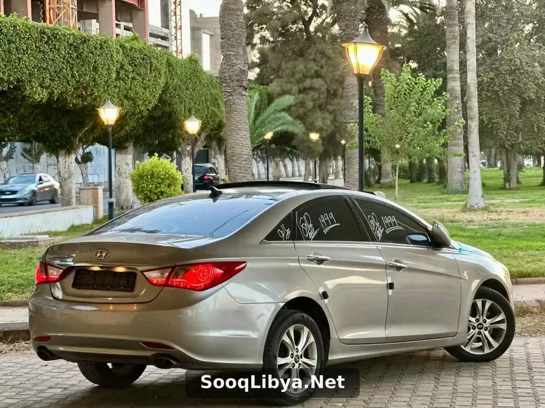 HYUNDAI SONATA - الصورة 4 من 4
