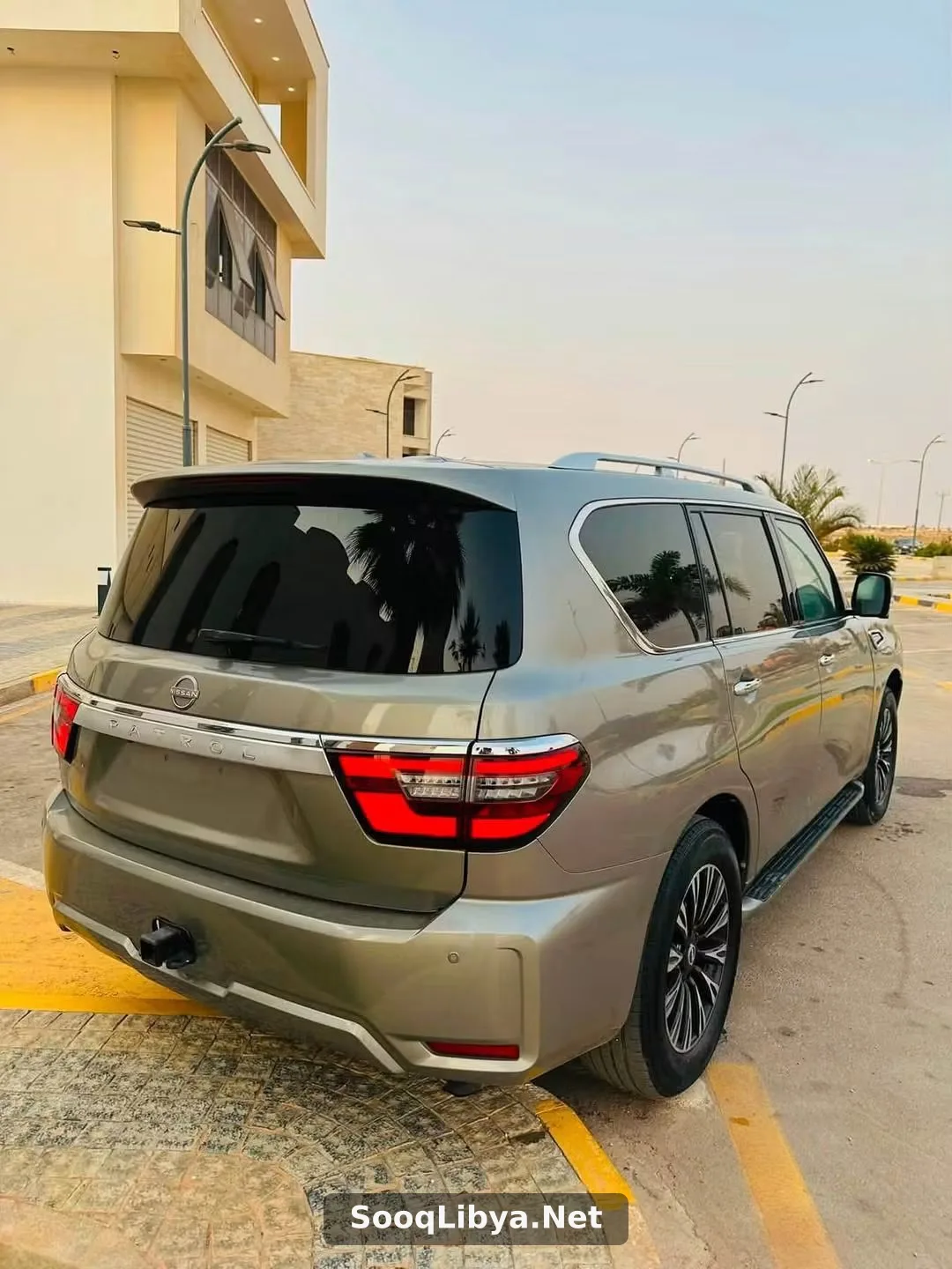 INFINITE Q56 تحويل NISSAN PATROL - الصورة 3 من 9