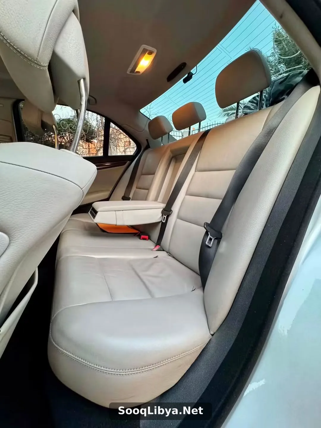 MERCEDES BENZ - الصورة 9 من 9