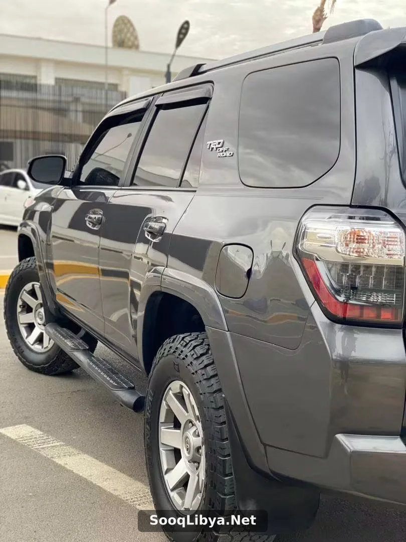 النوع TOYOTA الفئة 4Ruuner TRD OFF ROAD - الصورة 2 من 8