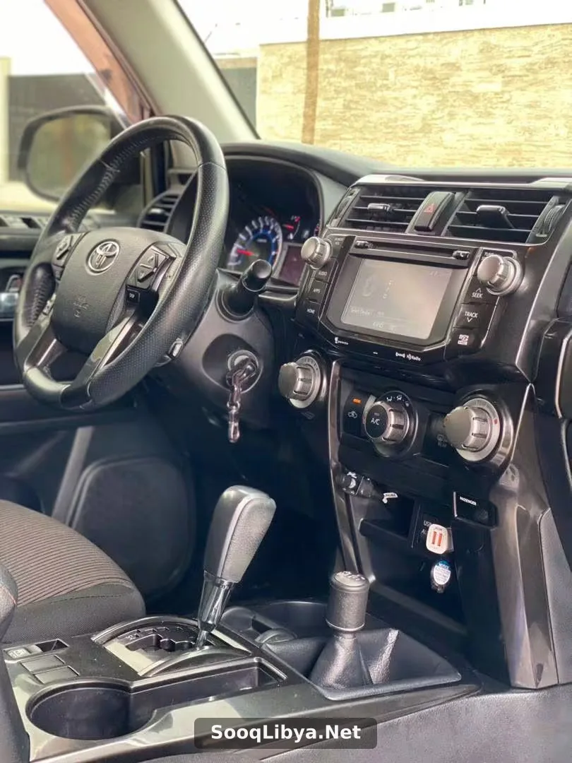 النوع TOYOTA الفئة 4Ruuner TRD OFF ROAD - الصورة 8 من 8