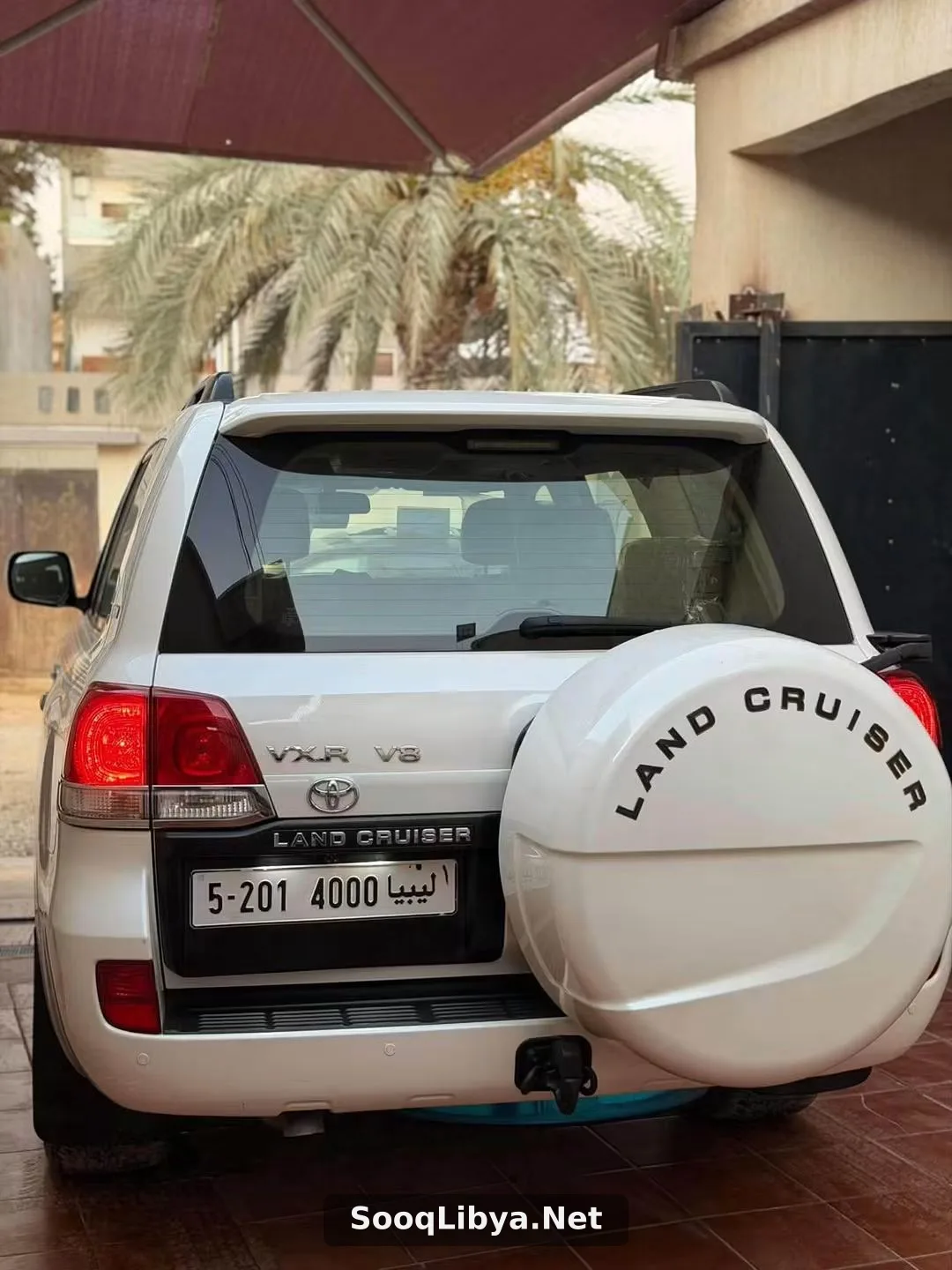 تويوتا LAND CRUISER - الصورة 3 من 9