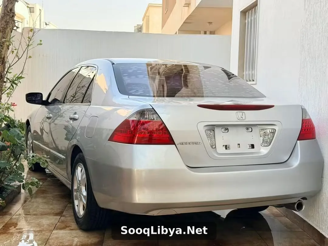 جديدة وماشي اصلي HONDA - الصورة 3 من 9