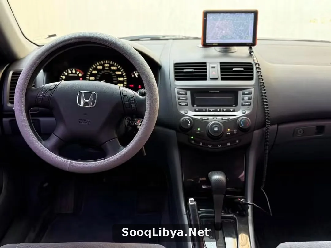 جديدة وماشي اصلي HONDA - الصورة 7 من 9
