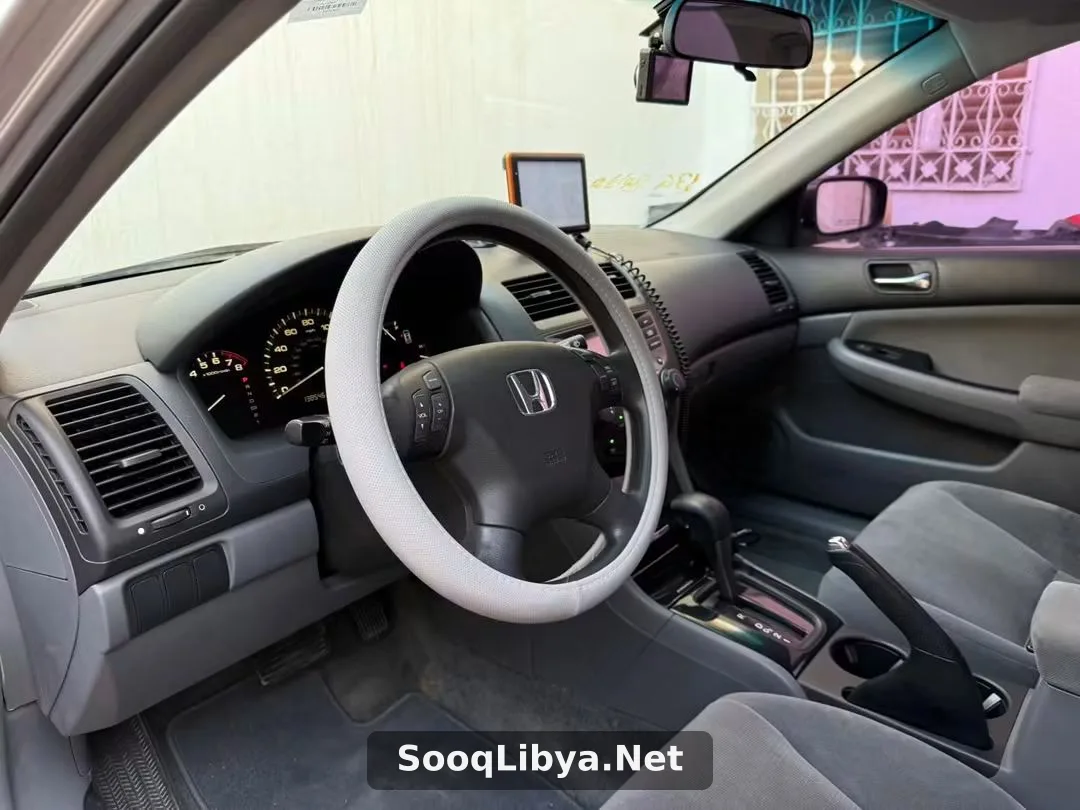 جديدة وماشي اصلي HONDA - الصورة 8 من 9