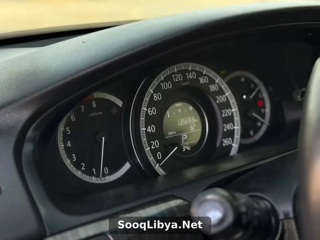سيارة درجة اولى وعيب لا باذن لله HONDA ACCORD - الصورة 8 من 9