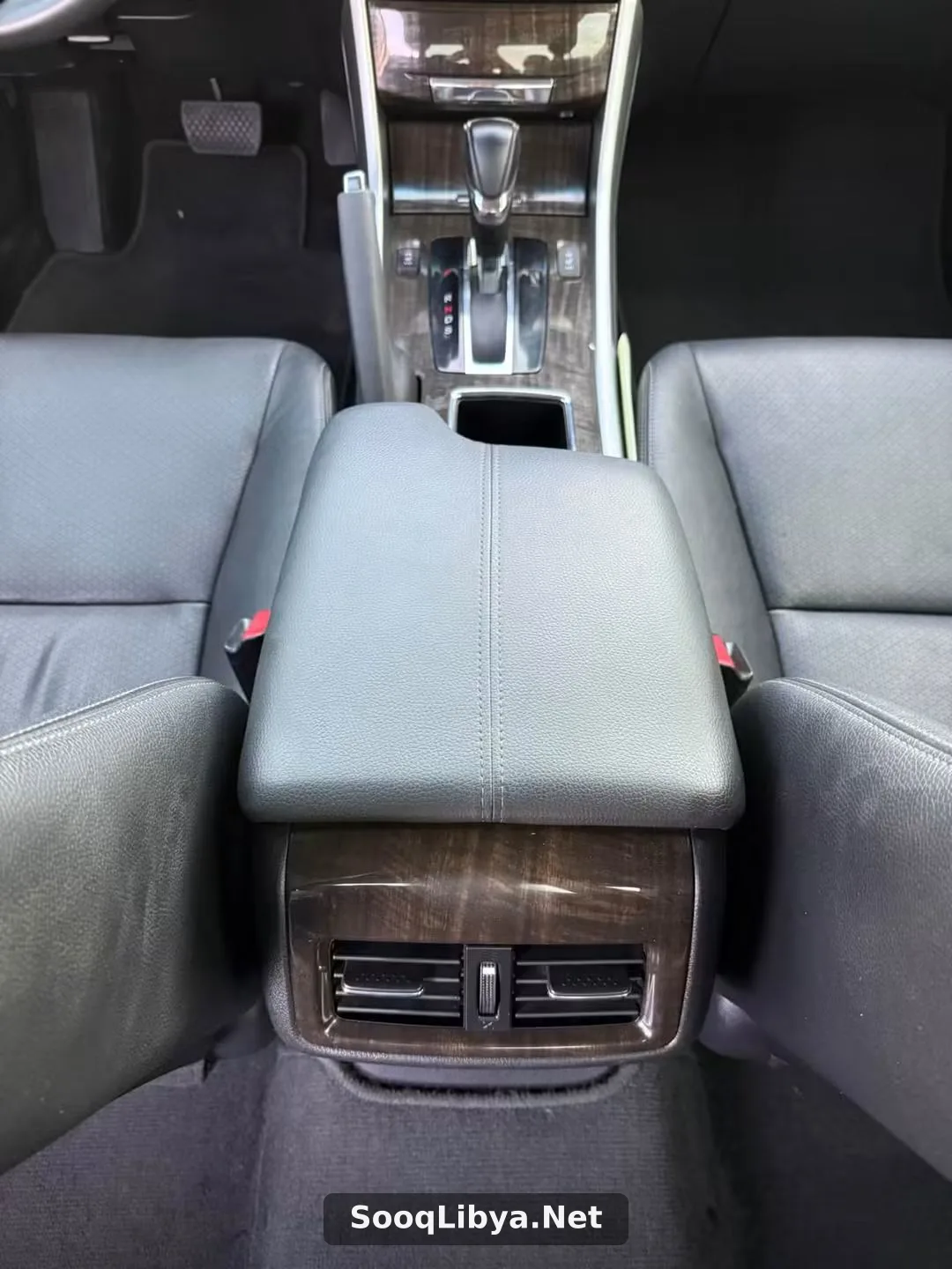 سيارة درجة اولى وعيب لا باذن لله HONDA ACCORD - الصورة 9 من 9