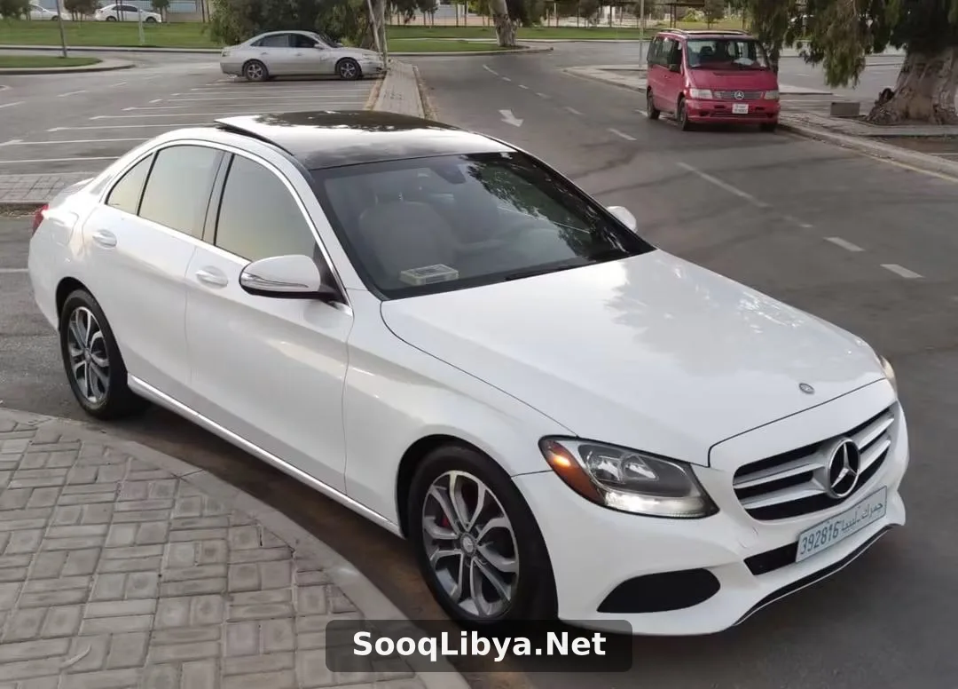 مرسيدس بنز C300 - الصورة 3 من 7