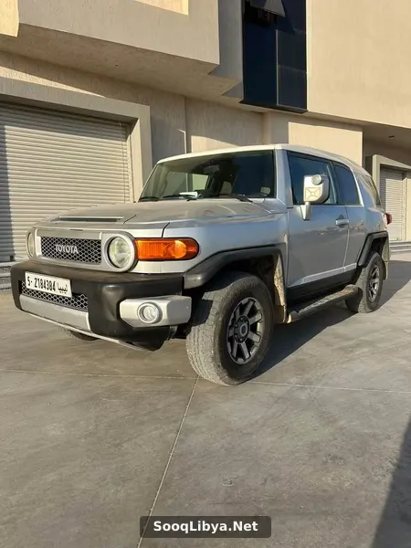 يويوتا FJ 2009